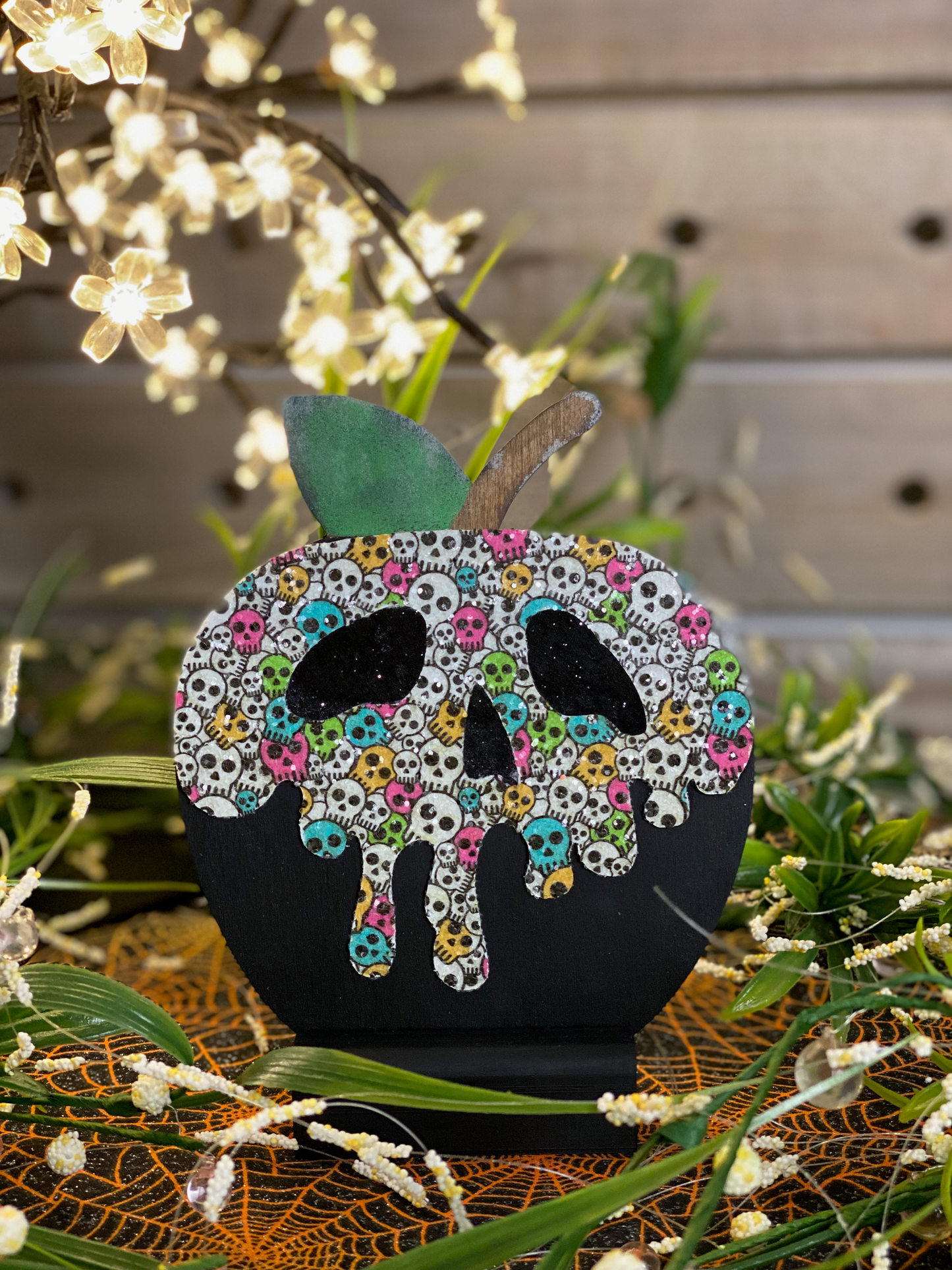 Skull Sparkle Poison Apple