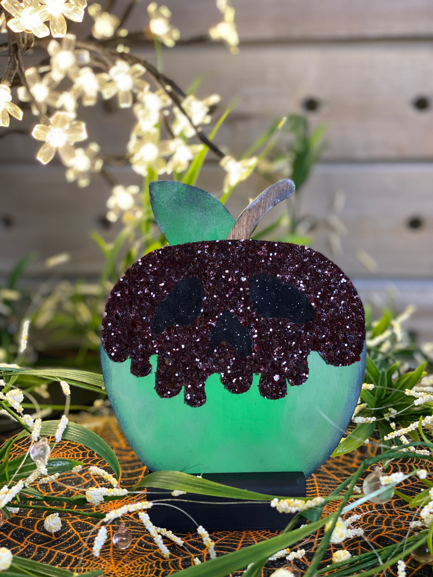 Plum Sparkle Poison Apple