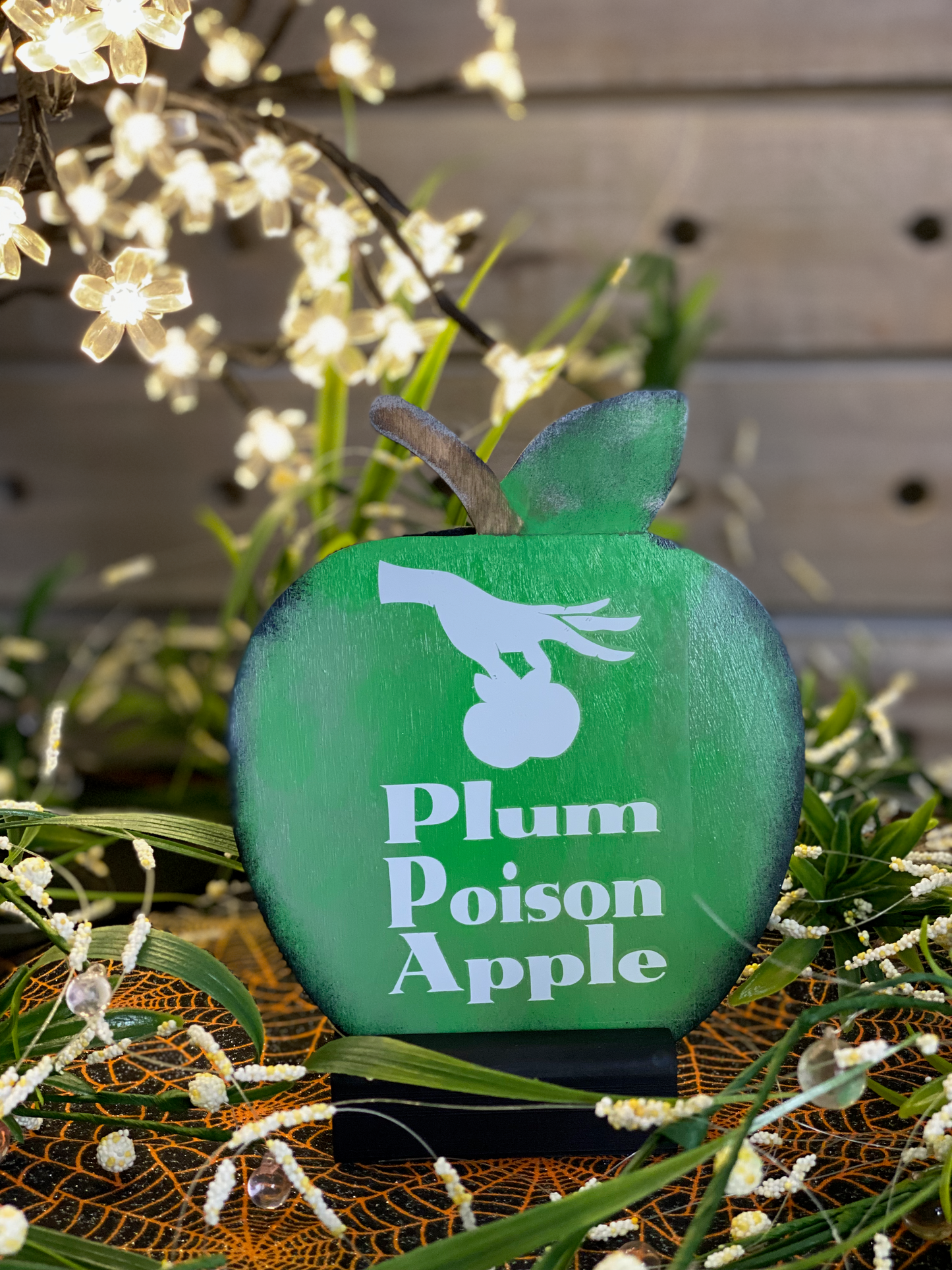 Plum Sparkle Poison Apple