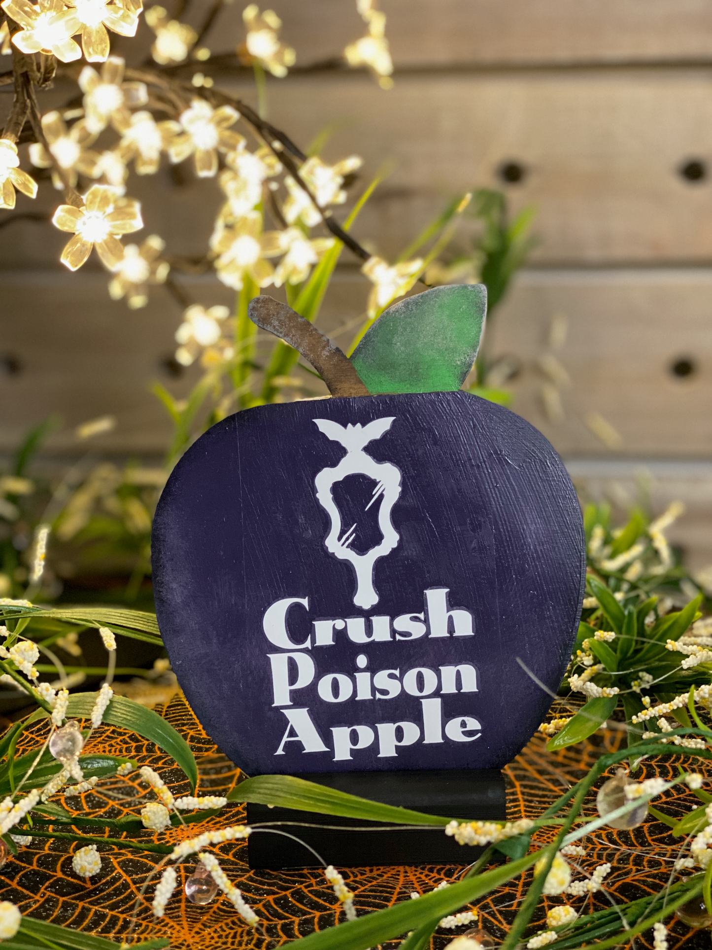 Crush Poison Apple