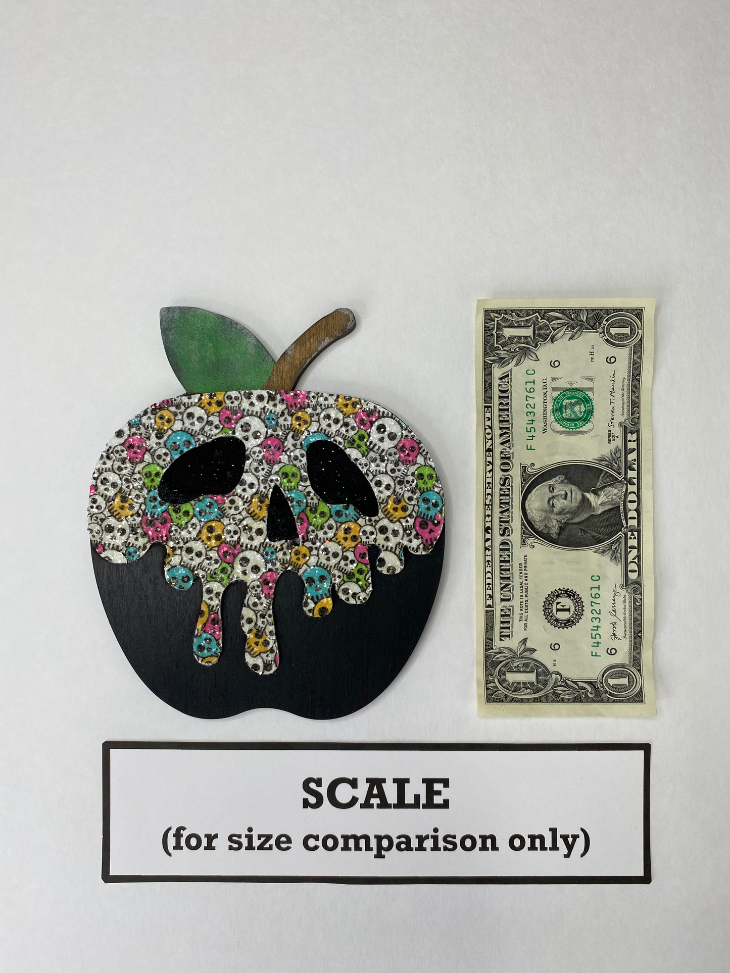 Skull Sparkle Poison Apple