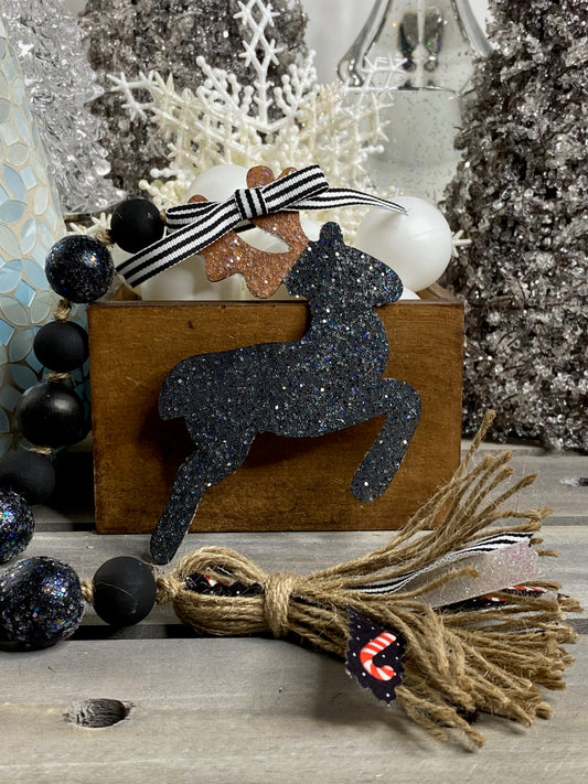 Reindeer Wood Bead Garland Black