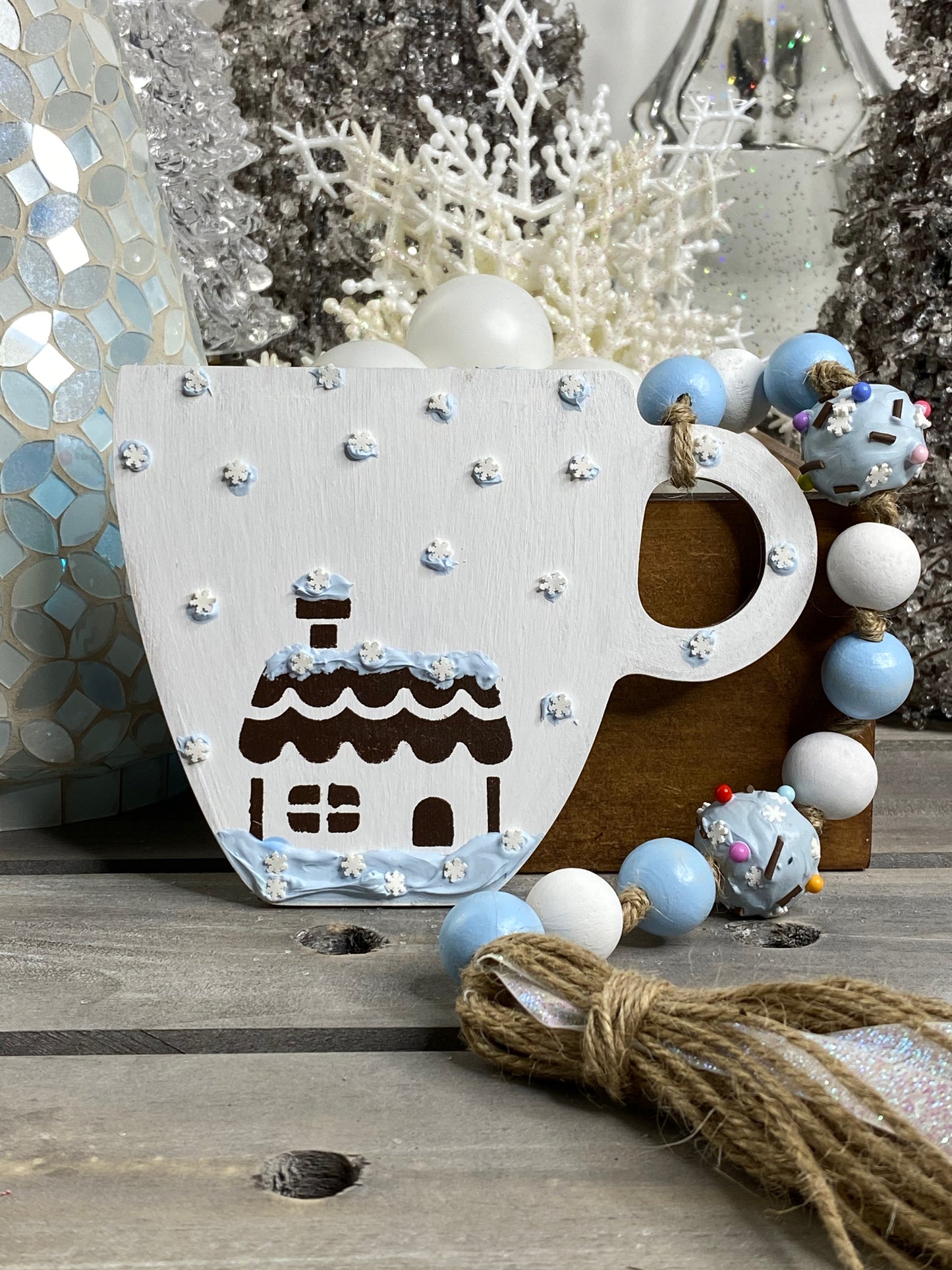 Gingerbread Mug Wood Bead Garland